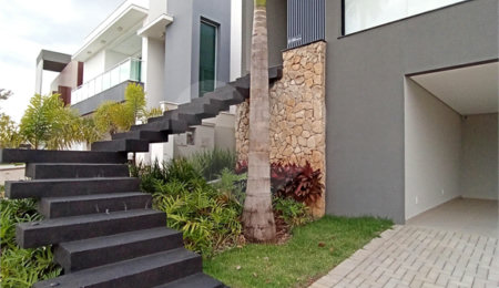 Casa à venda com 4 quartos, sendo 3 suítes,  no condomínio Alphaville Nova Esplanada 3, Votorantim - SP