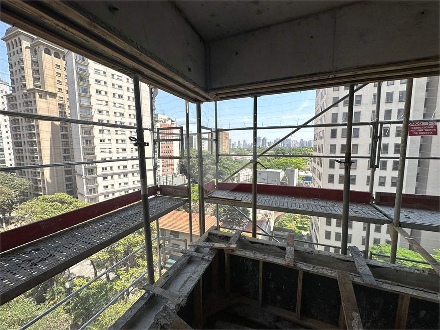 Apartamento à venda com 2 suítes em Jardim Europa, São Paulo, SP