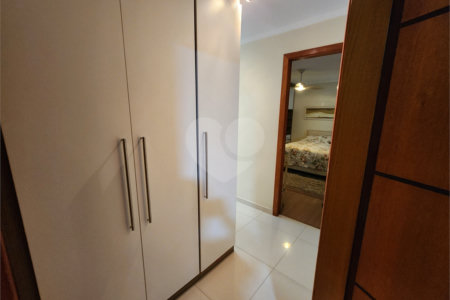 Casa à venda com 4 quartos, sendo 3 suítes,  em Vila Rosália, Guarulhos, SP