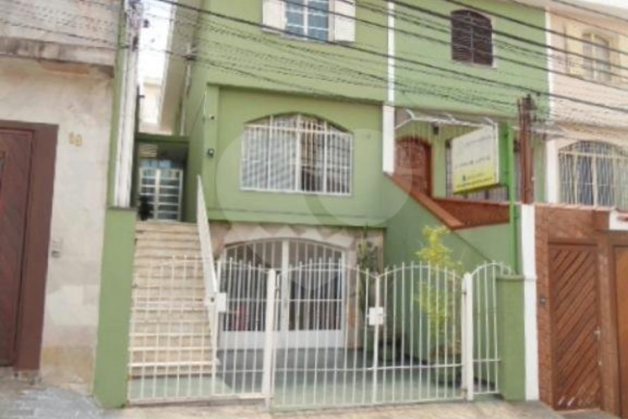 Sobrado à venda com 3 quartos, sendo 1 suíte,  em Parada Inglesa, São Paulo, SP