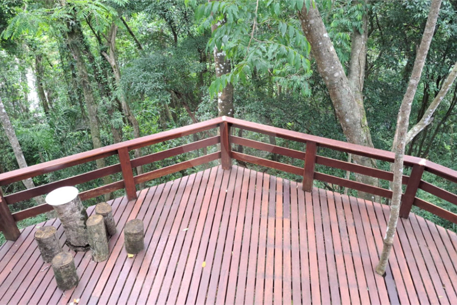 Casa à venda com 6 quartos, sendo 4 suítes, no condomínio Alpes da Cantareira, Mairiporã - SP