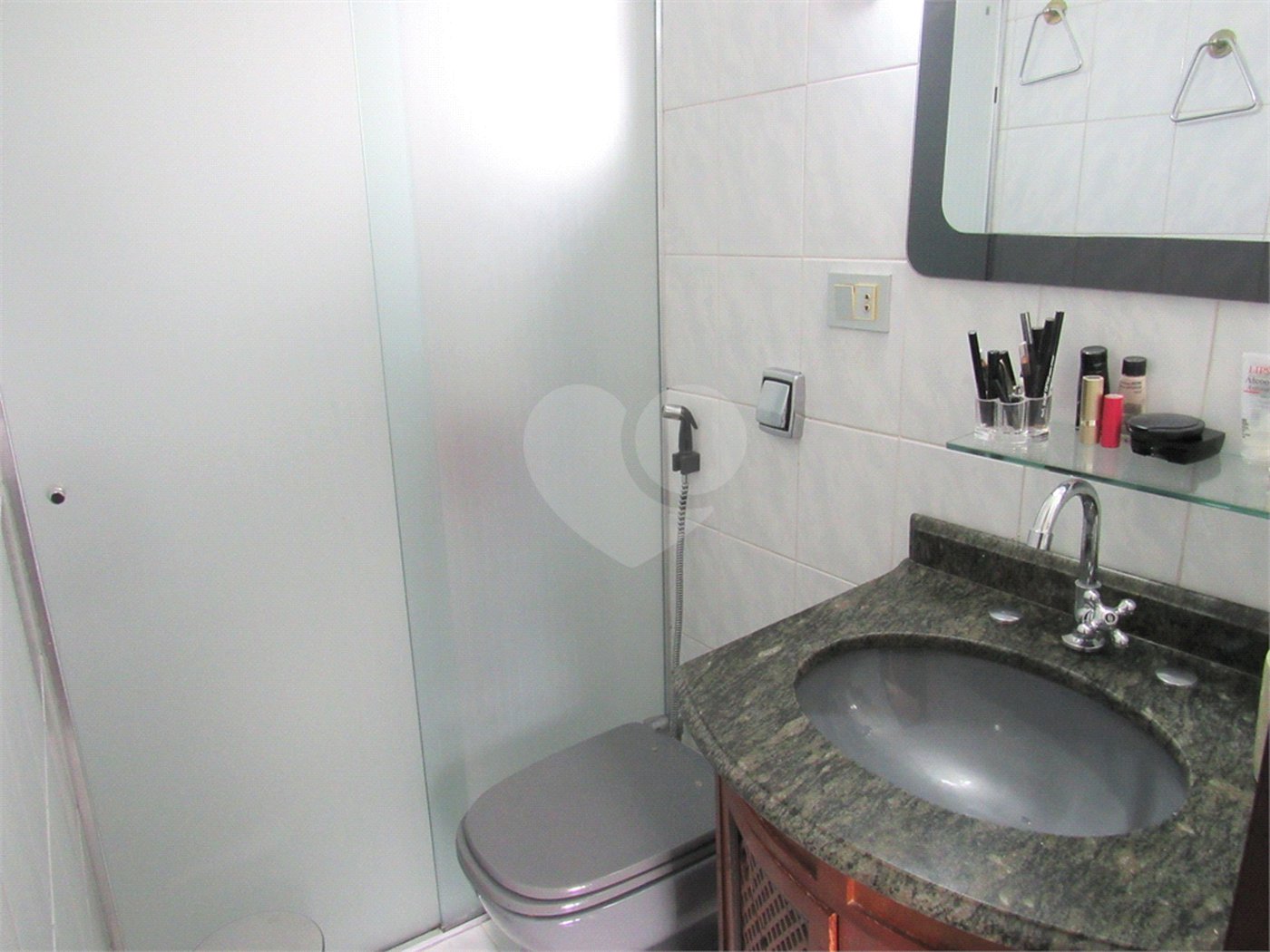 Sobrado à venda com 3 quartos, sendo 1 suíte, em Granja Julieta, São Paulo, SP