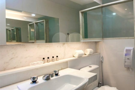 Hotel à venda com 46 suítes, em Portal da Ferradura, Armação dos Búzios, RJ
