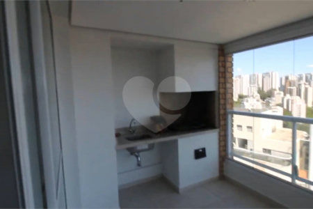 Apartamento à venda com 3 quartos, sendo 1 suíte, em Morumbi, São Paulo, SP