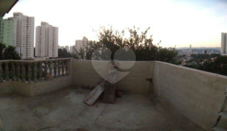 Sobrado à venda com 3 quartos, sendo 2 suítes,  em Imirim, São Paulo, SP