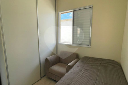 Casa à venda com 3 quartos, sendo 1 suíte,  no condomínio Montpellier, Mogi das Cruzes - SP