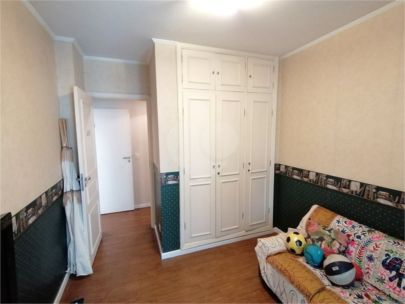 Apartamento à venda com 3 quartos, sendo 1 suíte, em Jardim Paulista, São Paulo, SP