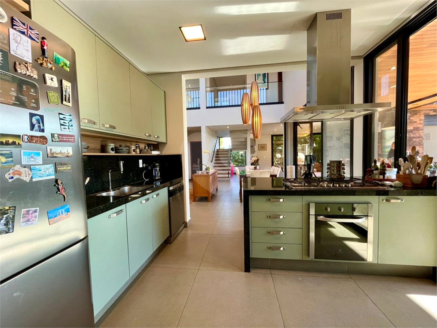 Casa à venda com 4 suítes no condomínio Fazenda Imperial, Sorocaba - SP