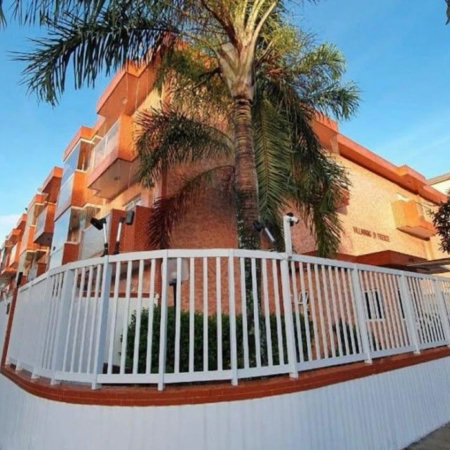 Casa com 2 dormitórios à venda, 109 m² por R$ 585.000,00 - Marapé - Santos/SP