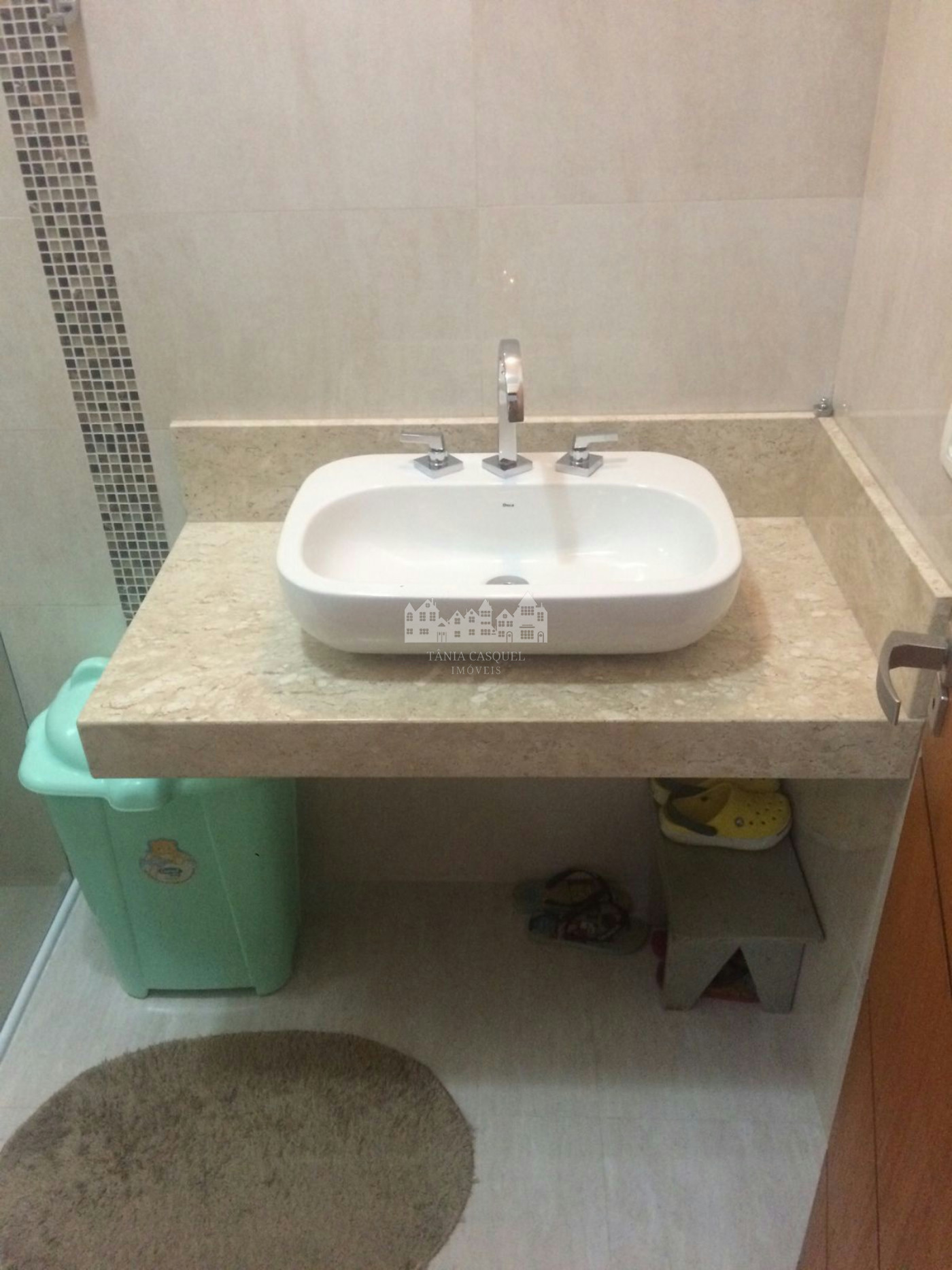 Casa à venda com 2 suítes em Nova Cerejeira, Atibaia, SP
