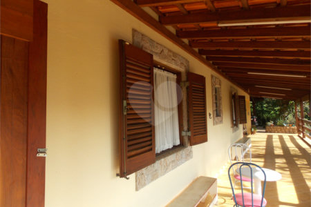 Casa Térrea à venda com 3 quartos, sendo 1 suíte, em Mirante do Cachoeira, Piracaia, SP