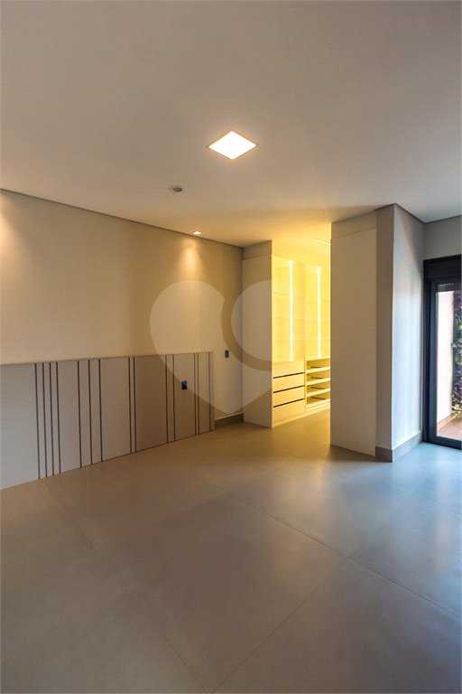Casa à venda com 3 suítes no condomínio Jardim Residencial Dona Maria Candida, Indaiatuba - SP