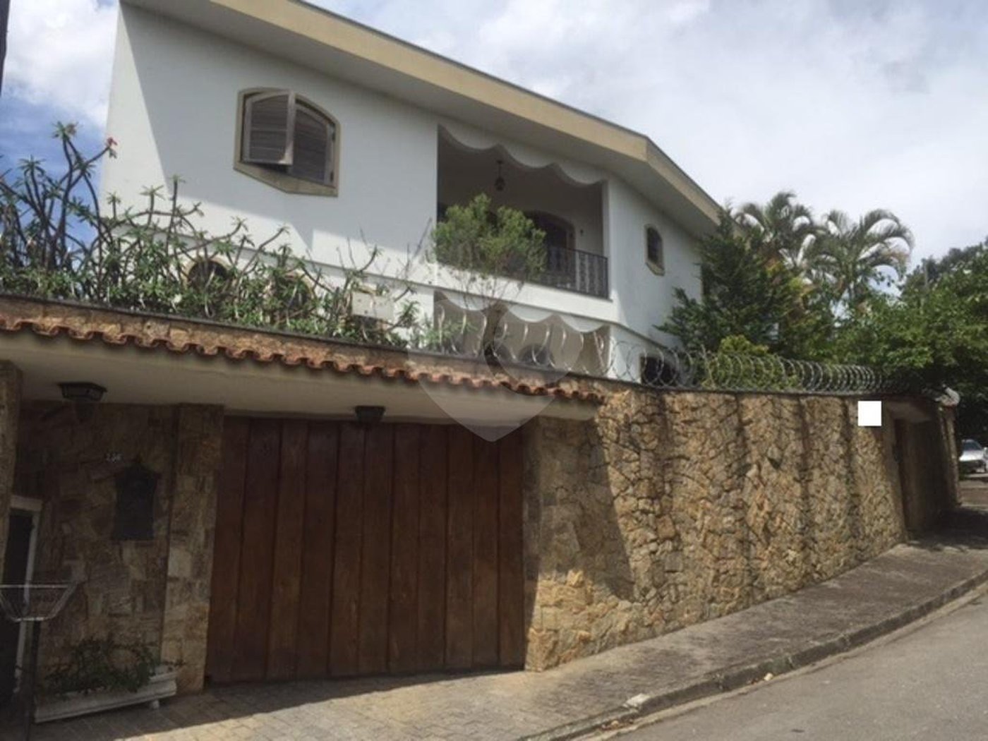 Sobrado à venda com 4 suítes em Tremembé, São Paulo, SP