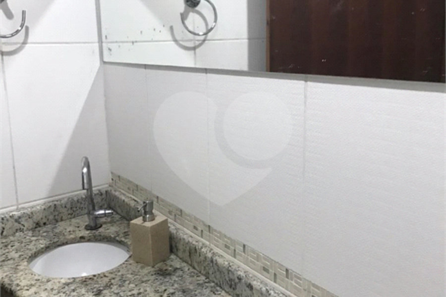 Sobrado à venda com 3 quartos, sendo 1 suíte, em Tremembé, São Paulo, SP