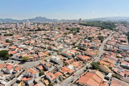 Apartamento à venda com 2 quartos, sendo 1 suíte, em Parque São Domingos, São Paulo, SP