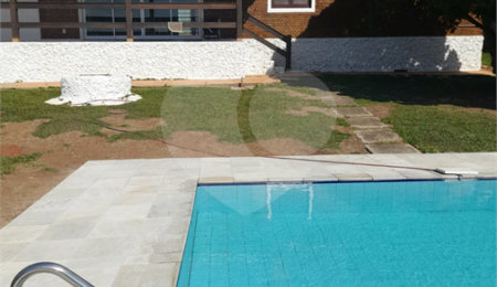 Casa Térrea para alugar com 3 quartos, sendo 2 suítes,  em Jardim dos Pinheiros, Atibaia, SP