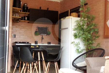 Casa à venda com 5 quartos, sendo 3 suítes,  em Jardim dos Pinheiros, Atibaia, SP