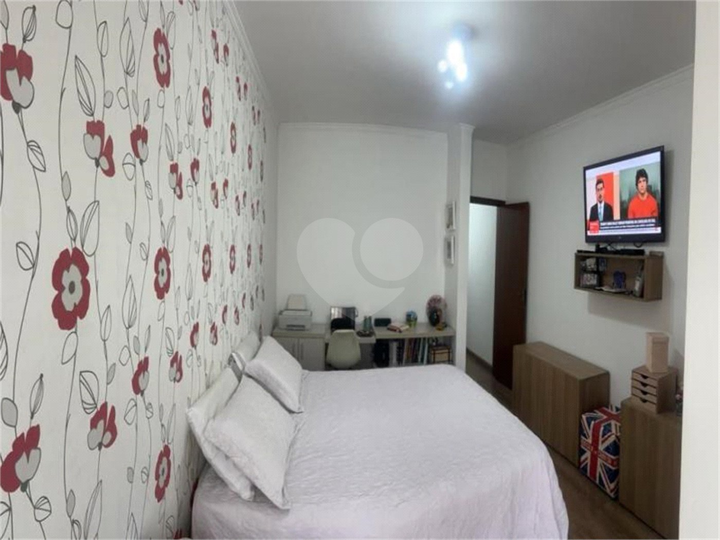 Sobrado à venda com 3 quartos, sendo 1 suíte,  em Vila Marari, São Paulo, SP