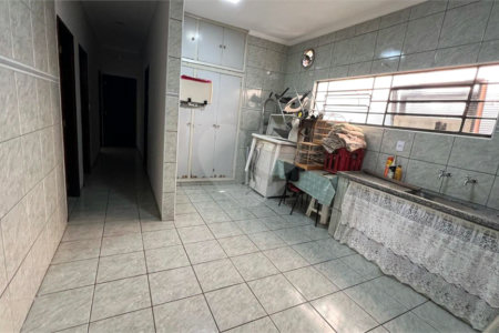 Casa Térrea à venda com 3 quartos no Centro, Araraquara, SP