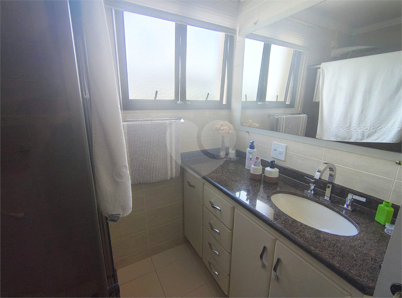 Apartamento à venda com 3 quartos, sendo 2 suítes, em Vila Rica, Jundiaí, SP