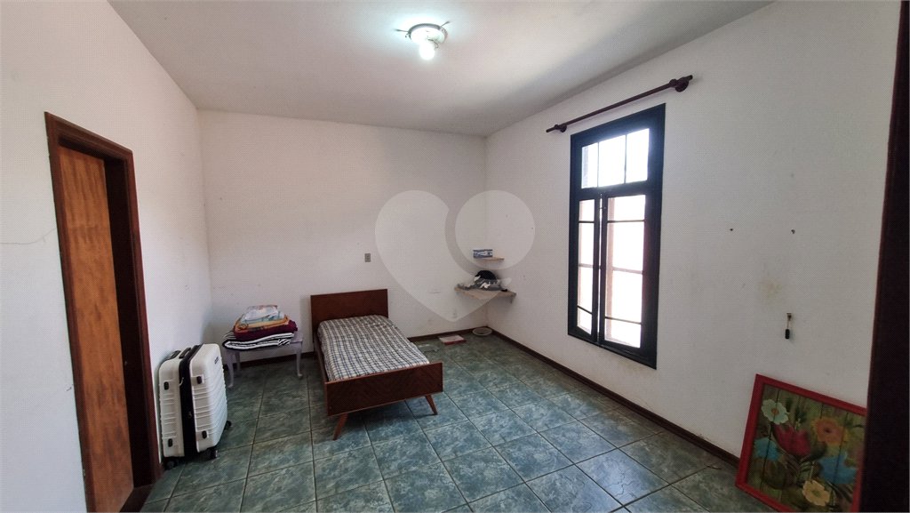 Casa à venda com 3 quartos, sendo 1 suíte, em Bosque, Vinhedo, SP