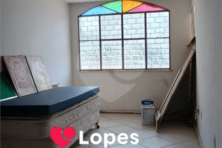 Casa à venda com 7 quartos, sendo 2 suítes, em Campo Grande, Rio de Janeiro, RJ
