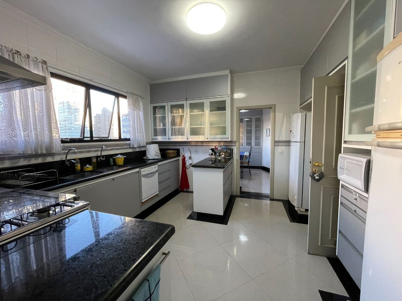 Apartamento com 4 dormitórios à venda, 290 m² por R$ 2.200.000,00 - Boqueirão - Santos/SP