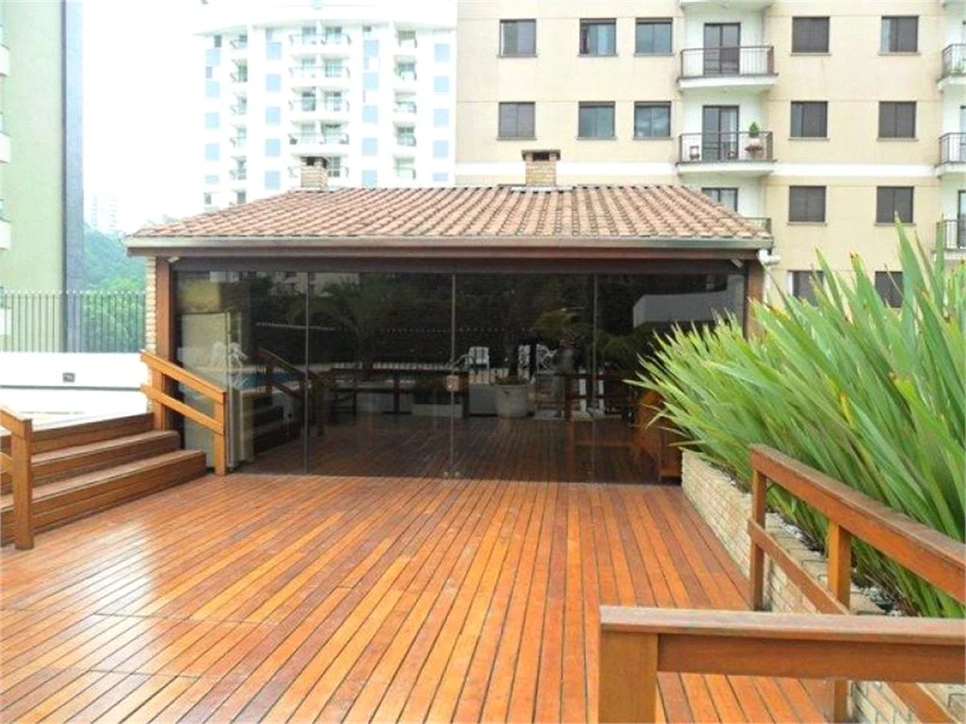 Apartamento à venda com 4 quartos, sendo 1 suíte,  em Vila Andrade, São Paulo, SP