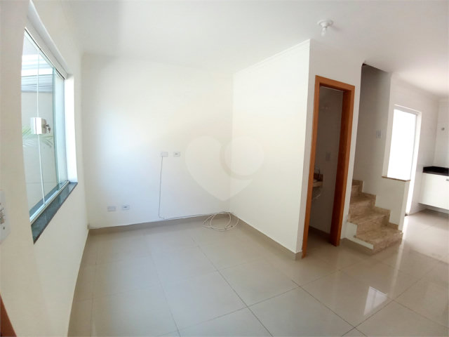 Casa à venda com 2 suítes no condomínio Residencial Vista Vila Guilherme, São Paulo - SP