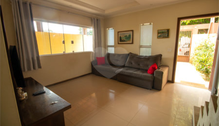 Casa à venda com 3 quartos, sendo 1 suíte, em Jardim Bela Vista, Araçariguama, SP