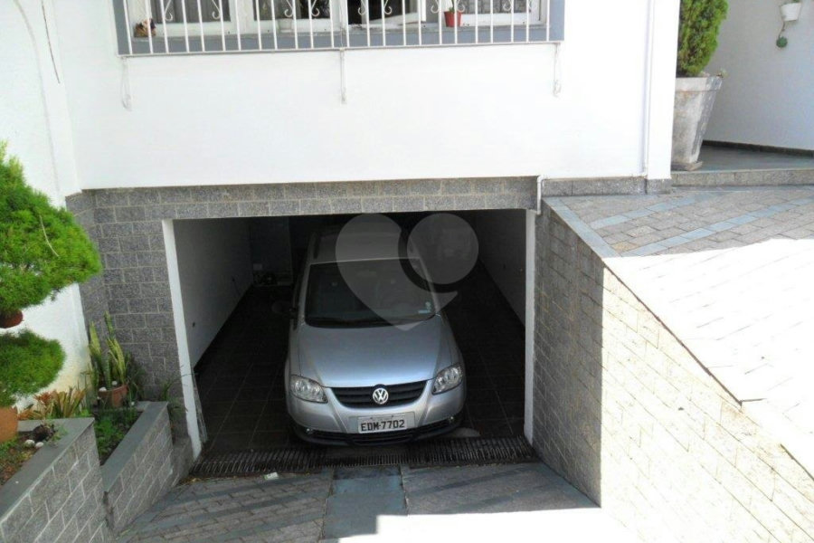 Sobrado à venda com 3 quartos, sendo 1 suíte, em Vila Romero, São Paulo, SP