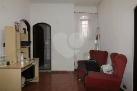 Sobrado à venda com 3 quartos, sendo 1 suíte, em Vila Invernada, São Paulo, SP