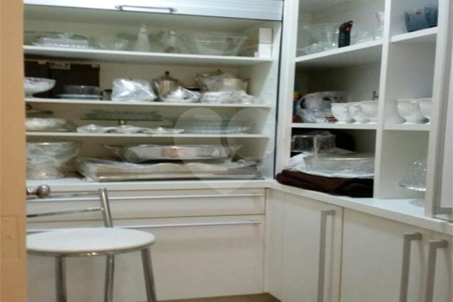 Apartamento à venda com 4 quartos, sendo 3 suítes, em Jardim Paulista, São Paulo, SP