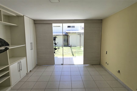 Casa à venda com 7 quartos, sendo 4 suítes,  em Praia Rasa, Armação dos Búzios, RJ
