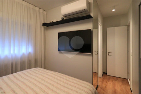 Apartamento à venda com 2 suítes em Indianópolis, São Paulo, SP