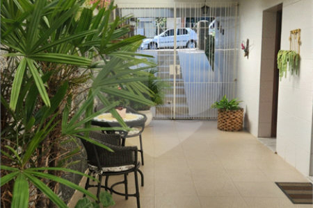 Casa à venda com 3 quartos, sendo 2 suítes, em Siciliano, São Paulo, SP