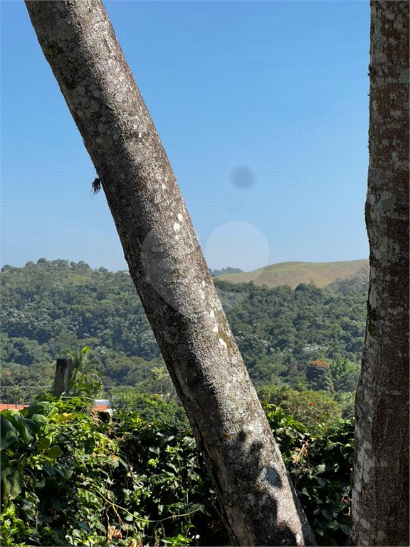 Casa à venda com 3 quartos, sendo 1 suíte, no Centro, Guararema, SP