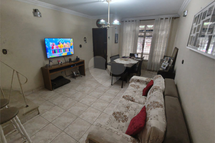 Sobrado à venda com 2 quartos em Santana, São Paulo, SP