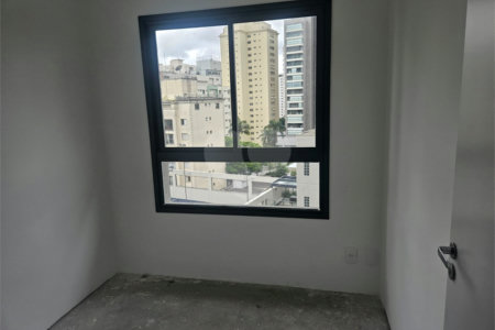 Apartamento à venda com 2 quartos, sendo 1 suíte,  em Cidade Monções, São Paulo, SP