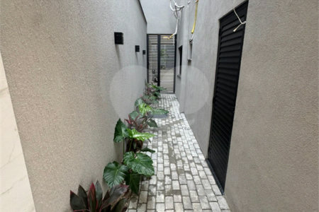 Casa à venda com 5 quartos, sendo 4 suítes, no condomínio Grand Park, Rio de Janeiro - RJ