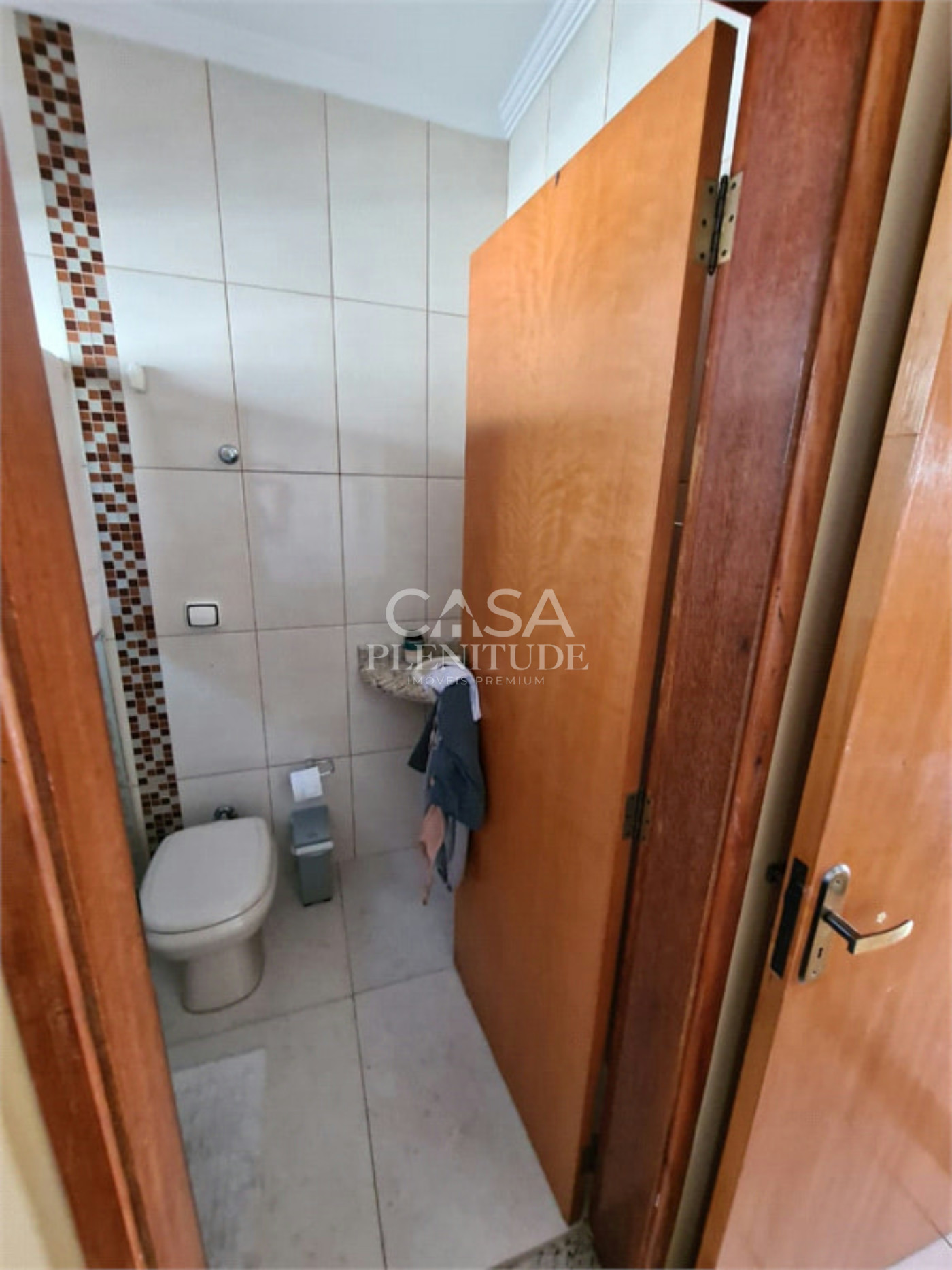 Casa à venda com 3 quartos, sendo 1 suíte, em Jardim Wanel Ville Iv, Sorocaba, SP
