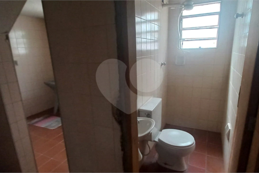 Casa Térrea à venda com 4 quartos, sendo 3 suítes, em Vila Galvão, Guarulhos, SP