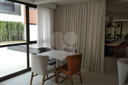 Apartamento à venda com 3 suítes em Vila Monumento, São Paulo, SP