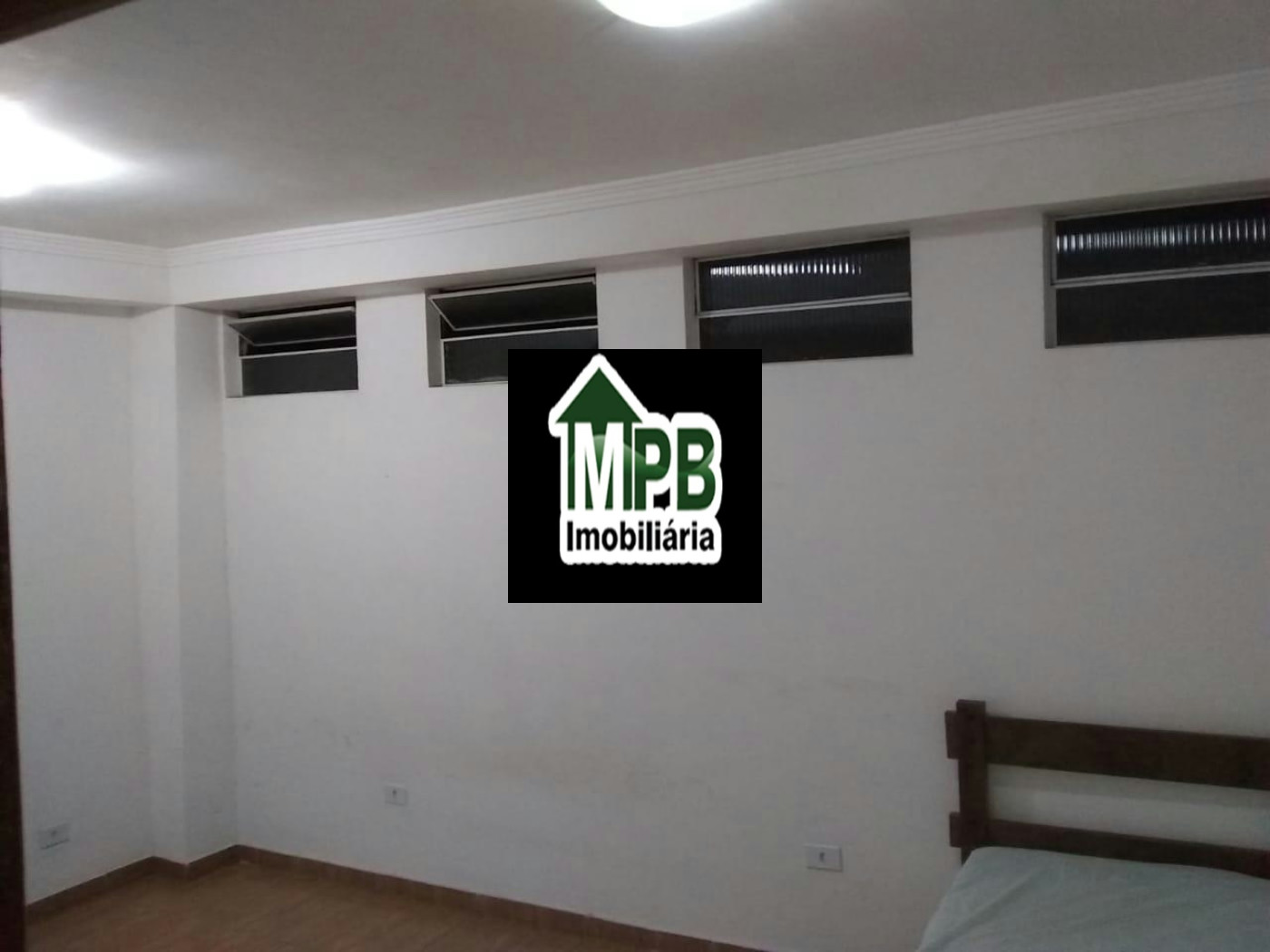 Casa à venda com 4 quartos em Parque das Laranjeiras, Sorocaba, SP