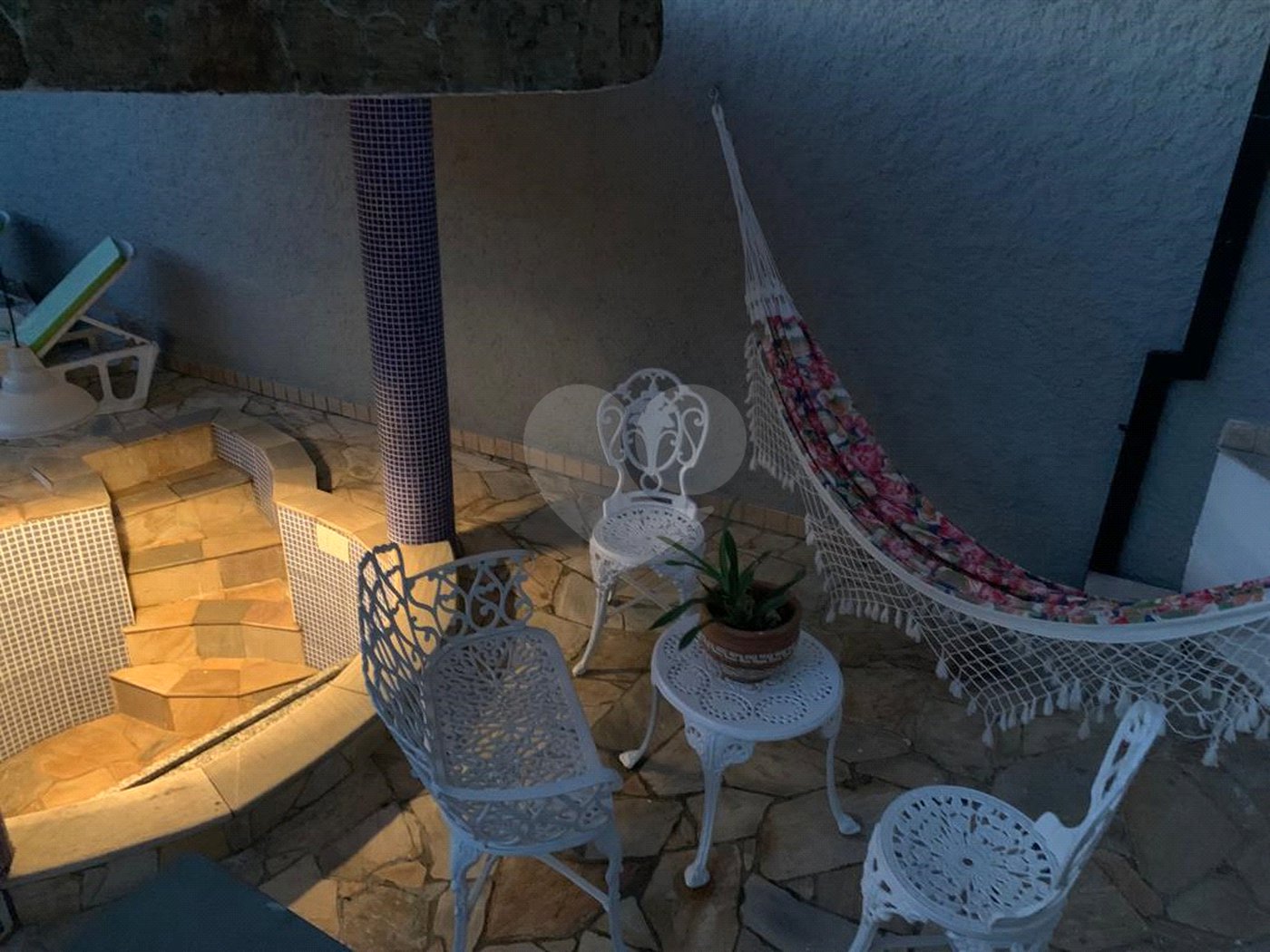 Casa à venda com 4 quartos, sendo 2 suítes,  em Mogi Moderno, Mogi das Cruzes, SP