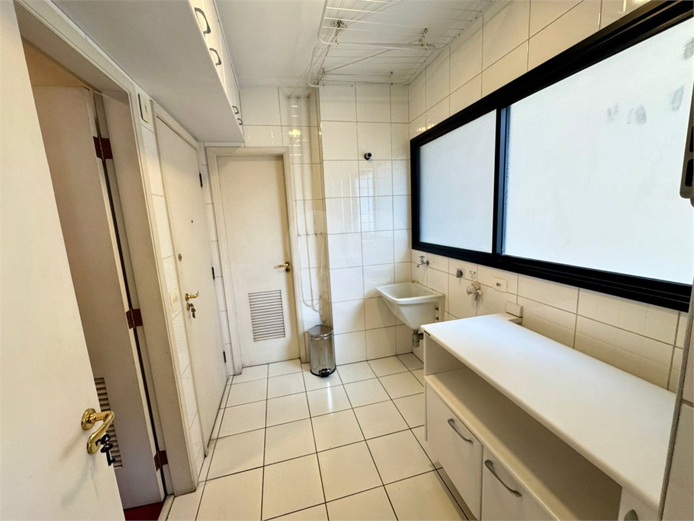 Apartamento à venda com 4 quartos, sendo 2 suítes,  em Pinheiros, São Paulo, SP