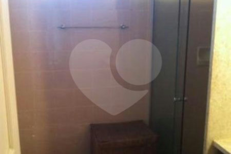 Apartamento à venda com 3 quartos, sendo 1 suíte, em Alto da Boa Vista, São Paulo, SP