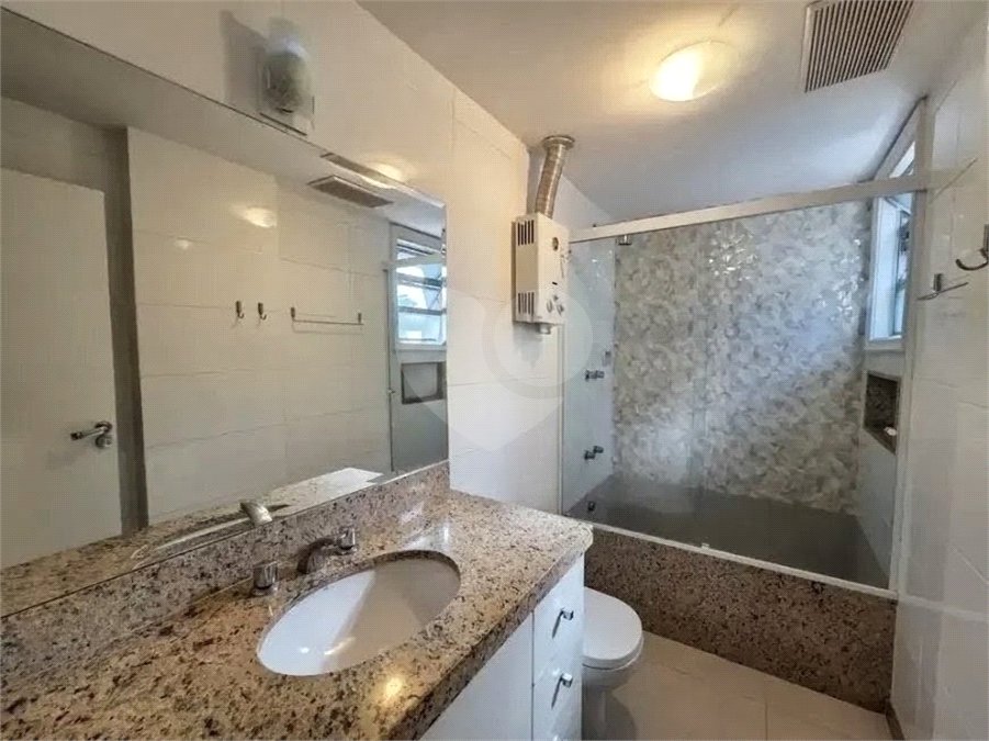 Apartamento à venda com 4 quartos, sendo 1 suíte, em Lagoa, Rio de Janeiro, RJ