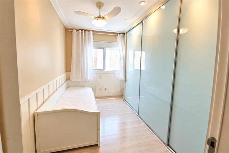 Vila Olímpia - | 128 m² | 3 Suítes | 4 Vagas - Condomínio Clube