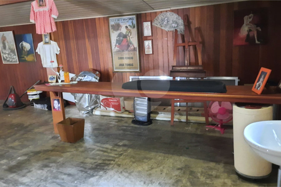 Sobrado à venda com 4 quartos, sendo 3 suítes, em Região Central, Caieiras, SP